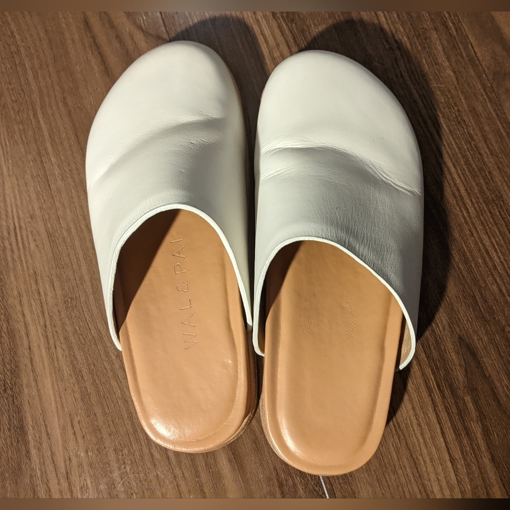 Wal & Pai - Ogdenclogs Slip-On Mules | Ivory | Size 35 (Size 5 U.S.) - Picture 9 of 16